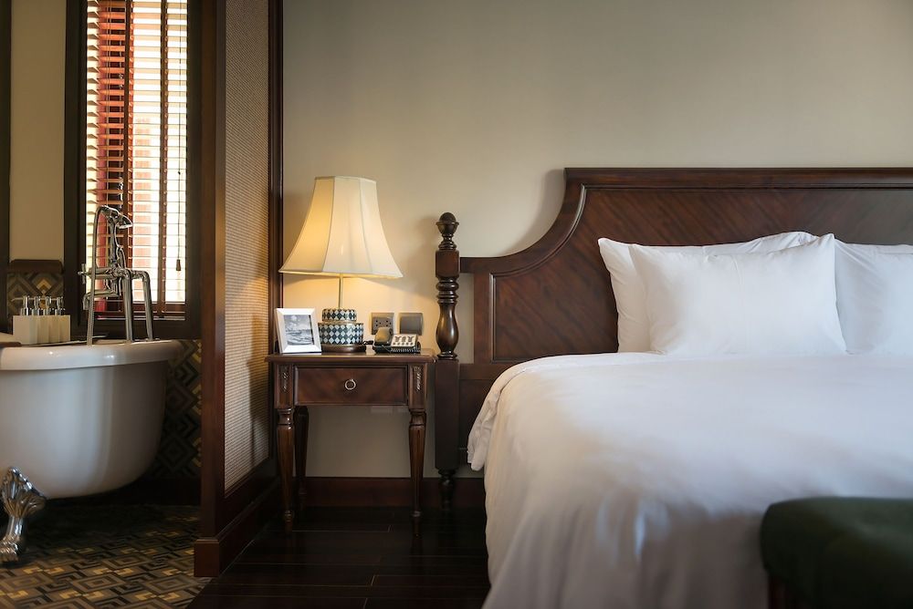 La Siesta Hoi An Resort & Spa Duplex Suite Balcony, Club Wing