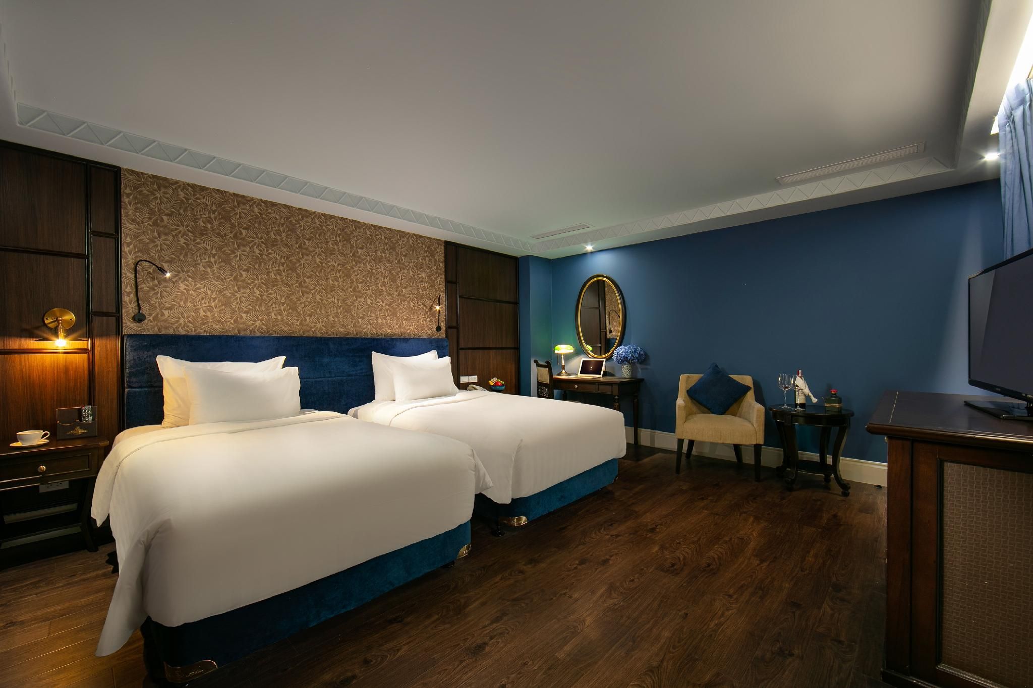 Deluxe Connecting Room