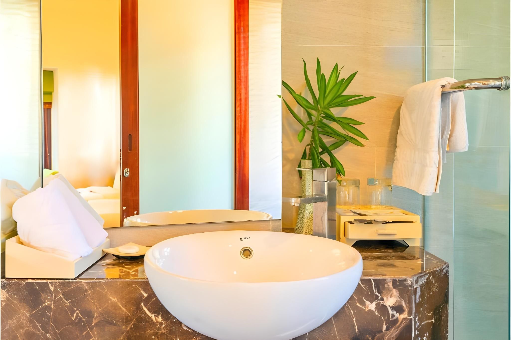 Happy Life Memories Hoi An Hotel & Spa ​​​​​​​ Superior Double Garden View 7