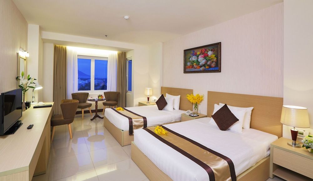 Deluxe Room, City View