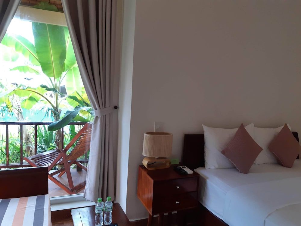 undefined Castaways Resort 5