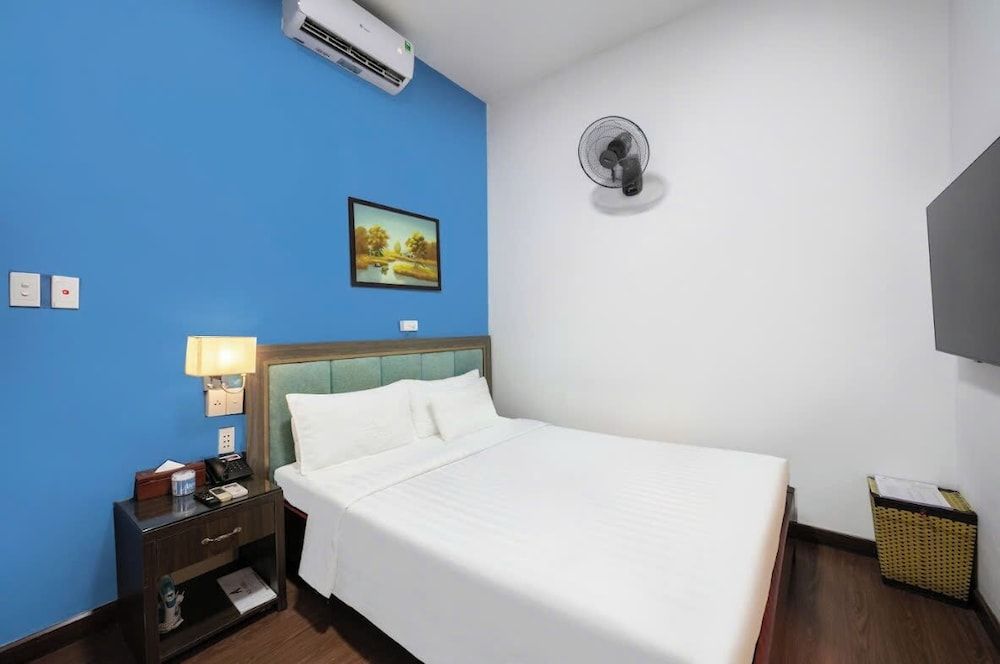 undefined A25 Hotel - Hoang Quoc Viet 2