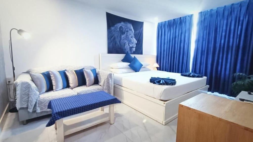 undefined Queen Central Apartment Hotel 10