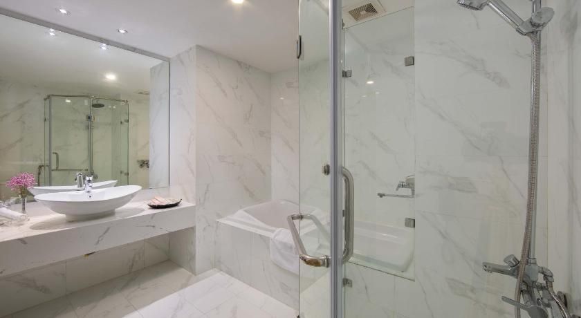 undefined Danly Hotel 8