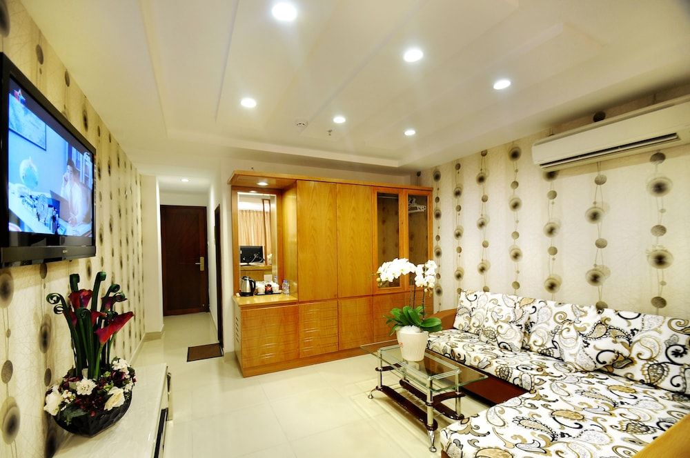 undefined Hoan Thai Hotel 2