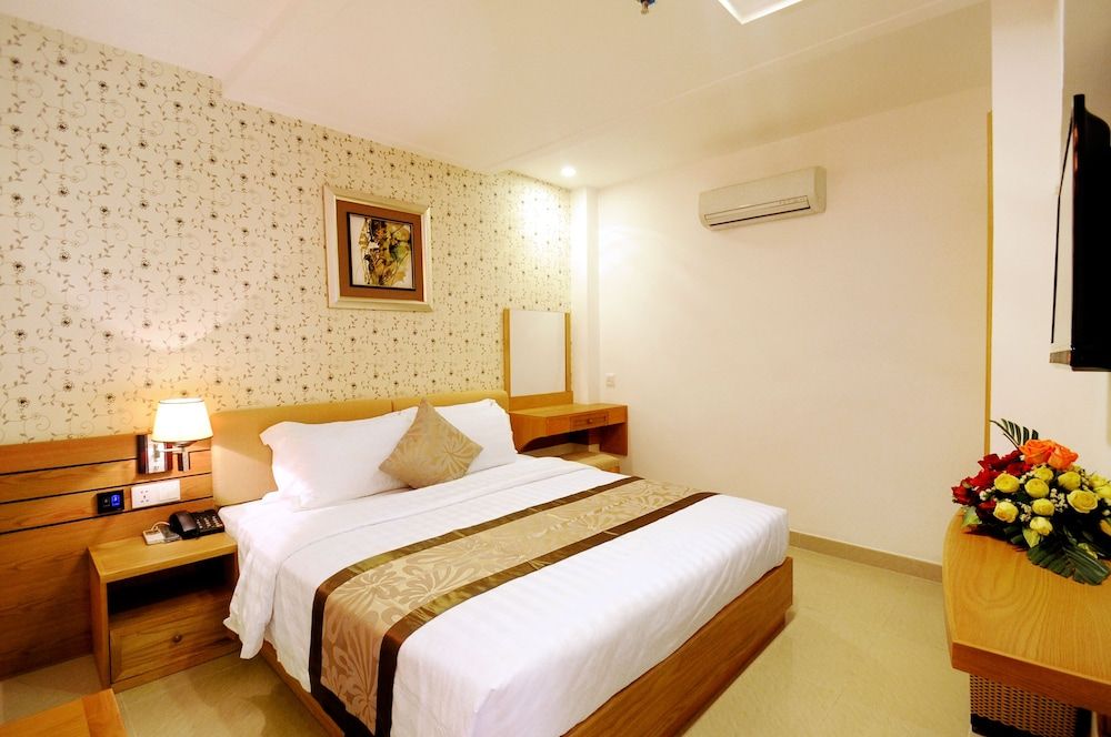 undefined Hoan Thai Hotel 8