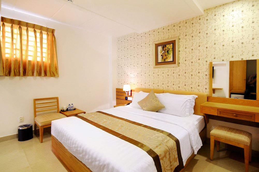 undefined Hoan Thai Hotel 9