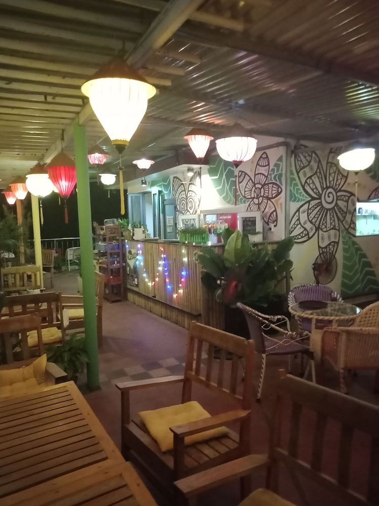 Thuong Hai Hotel Deluxe Double Room, 1 Queen Bed, Mountain View 7