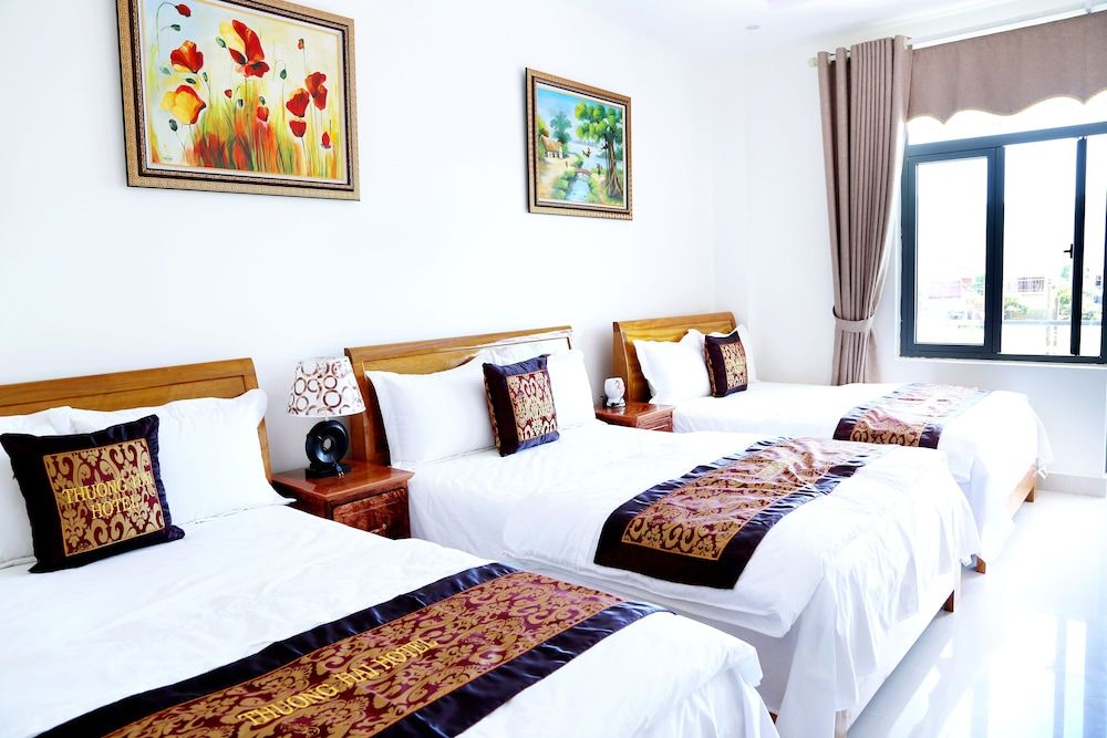 Thuong Hai Hotel Classic Twin Room, 2 Queen Beds, Balcony, River View 9