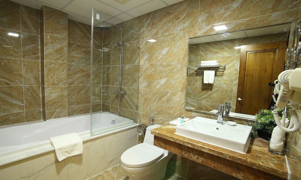 West Lake Home Hotel & Spa Deluxe Single or Double Room 13