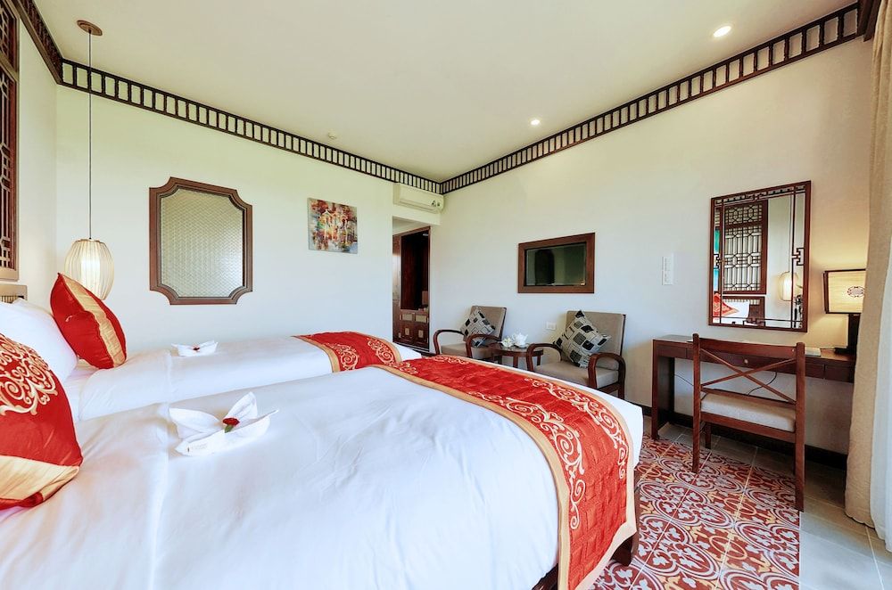 Deluxe Double Room Single Use, Pool View