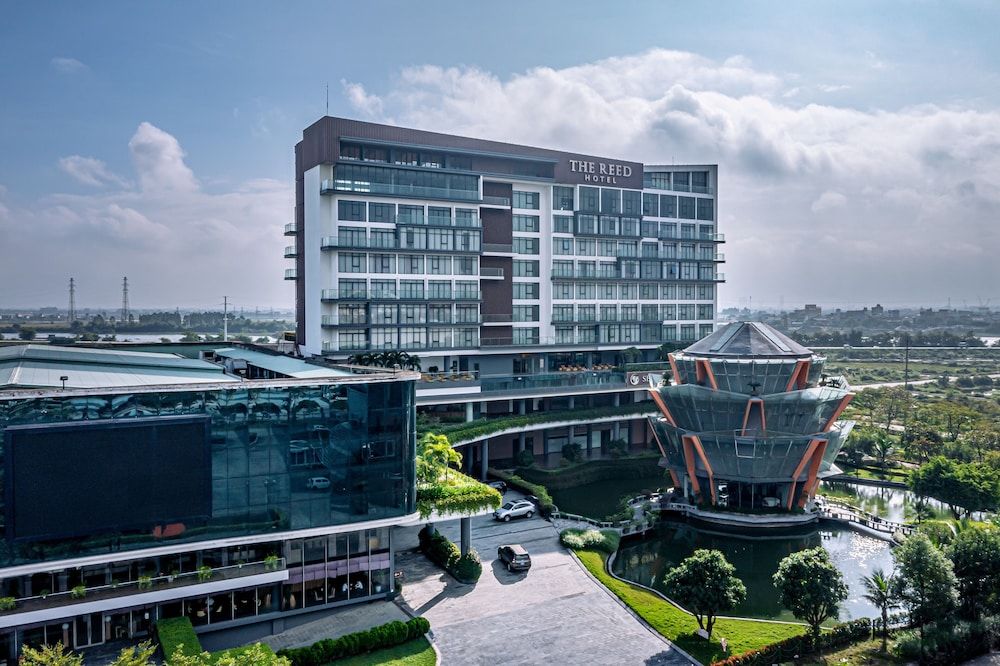 undefined The Reed Hotel 8