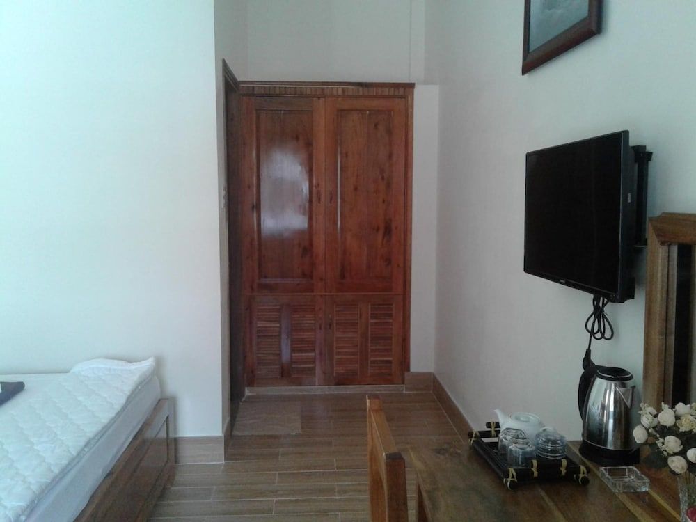 Nhat Huy Bungalow Double Room 13