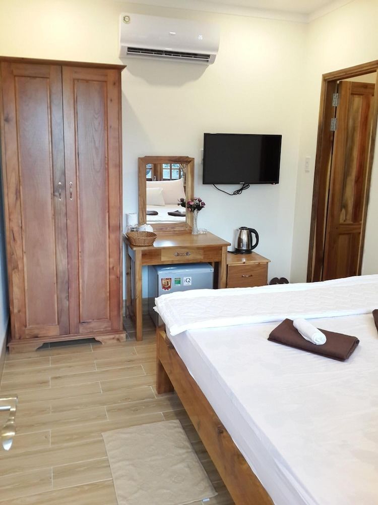 Nhat Huy Bungalow Double Room 14