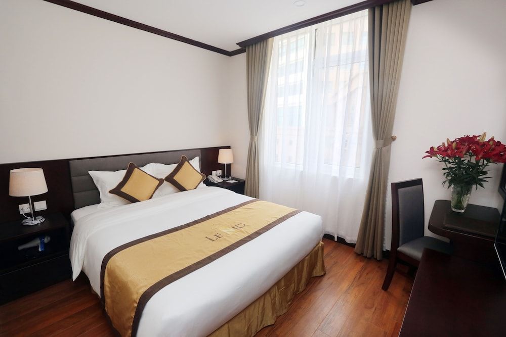 Lenid Hotel Tho Nhuom Deluxe Double with City View 8