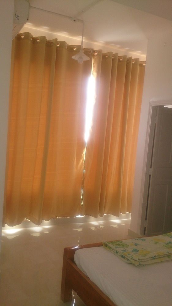 undefined Vinabooker Huynh Tan Phat 7