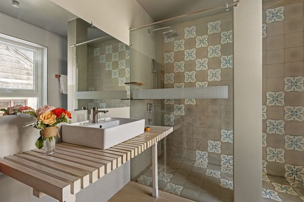 Goda Boutique Hotel Deluxe Twin with Garden View 9