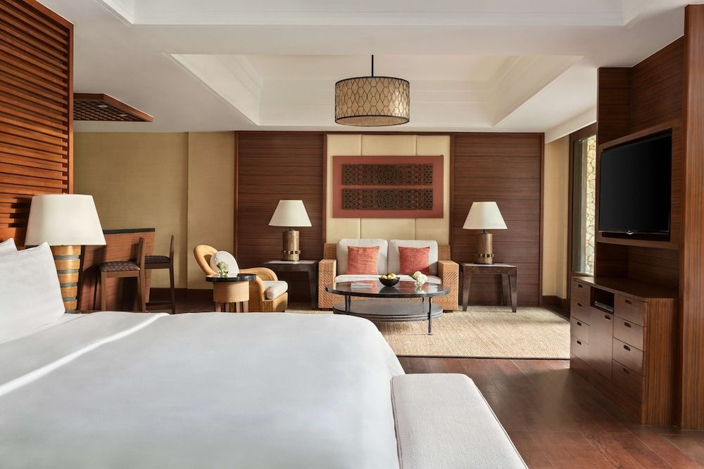 undefined Shangri-La Boracay 5