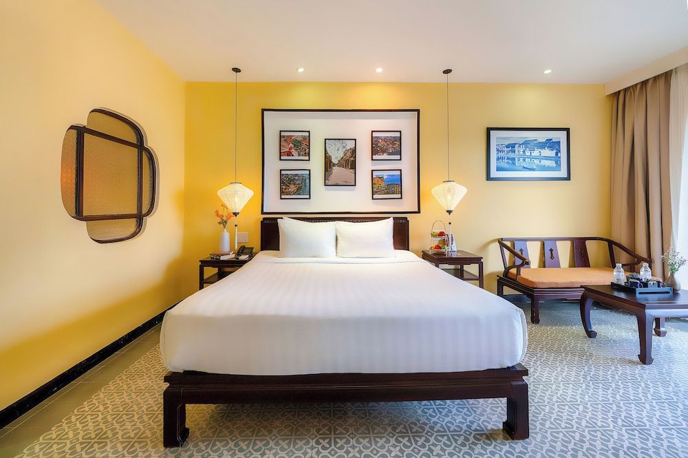 Hoi An Central Boutique Hotel & Spa Grand Deluxe Room with Large Balcony 6