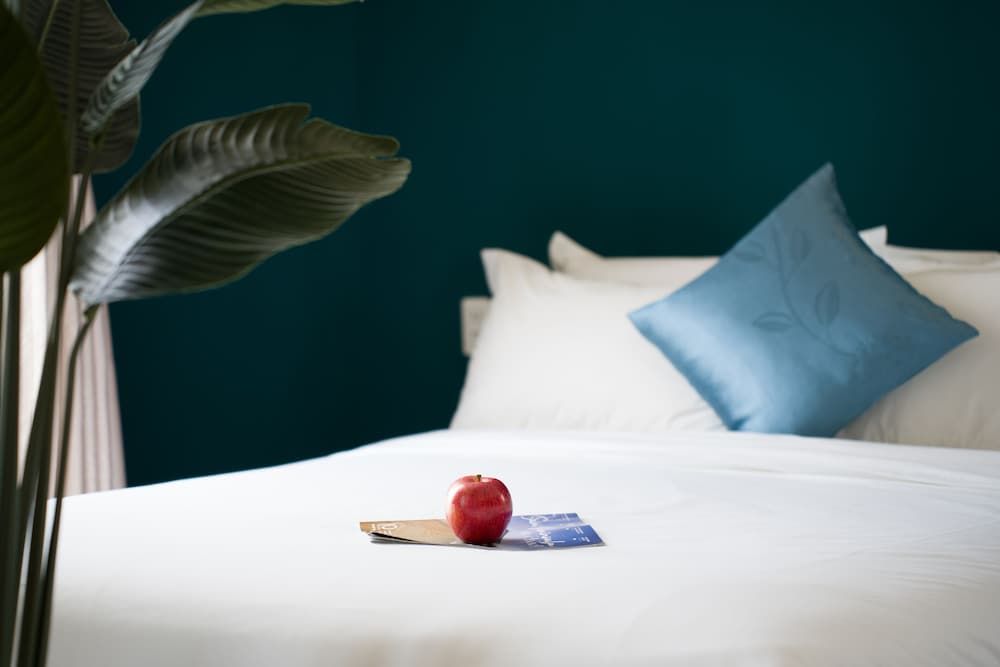 Merry Land Hotel Da Nang Superior Twin Room, City View 8