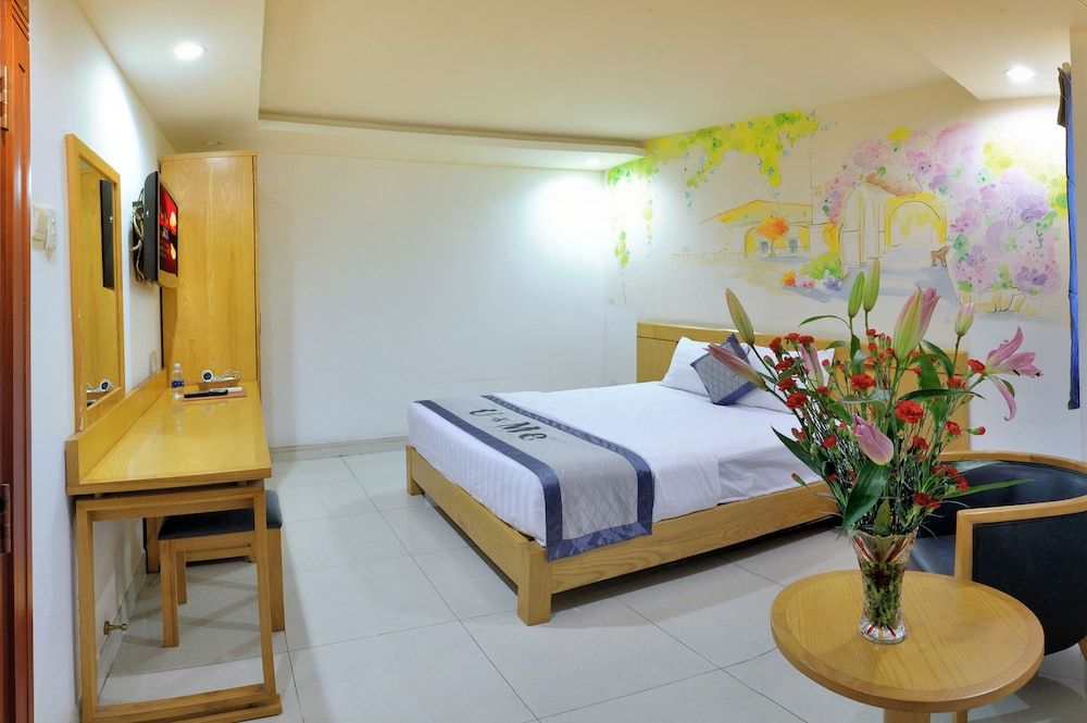 You And Me Hotel Superior Double Room, No Windows 7