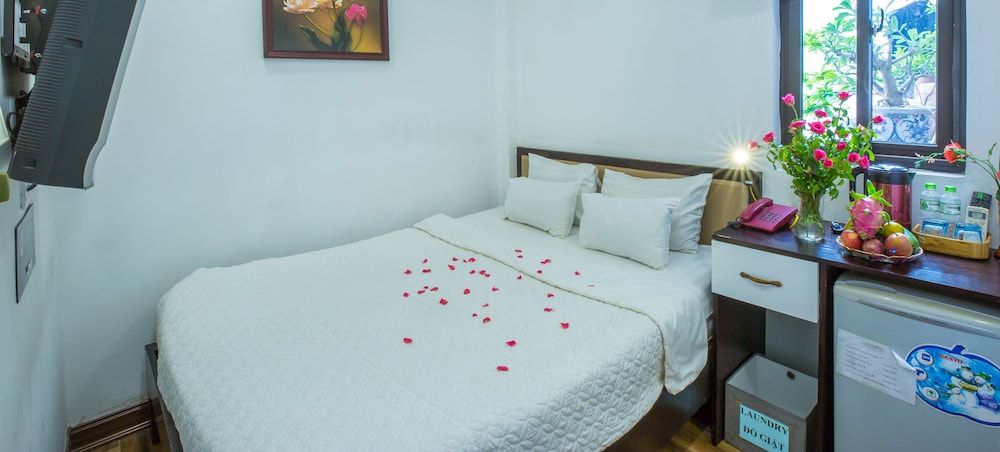 Tung Trang Hotel Superior Double Room 3