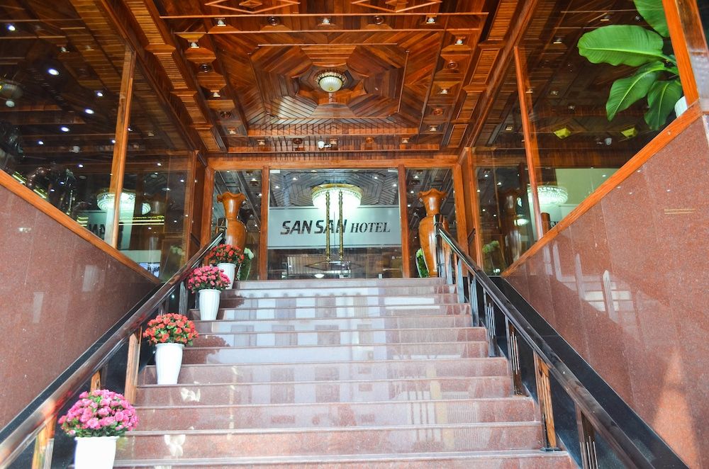 undefined San San Hotel 8