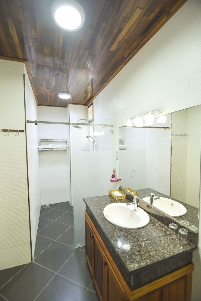 San San Hotel Family Studio Suite 7