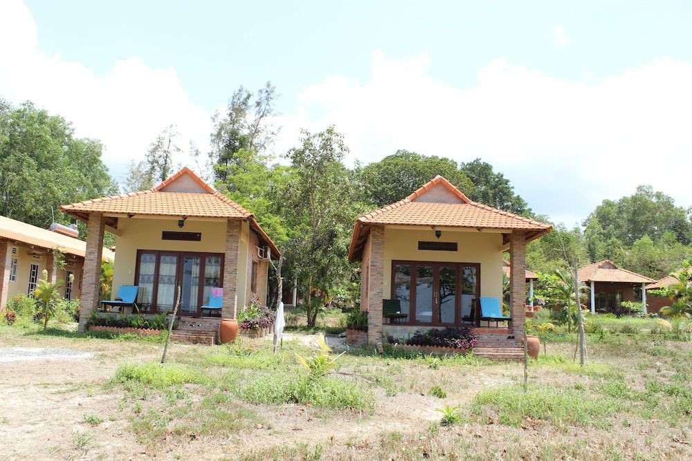 undefined Vung Bau Resort 4