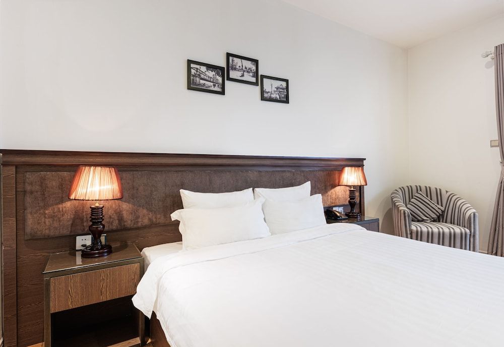 Collection O Le Grand Hanoi hotel – The Tryst Deluxe Double Room