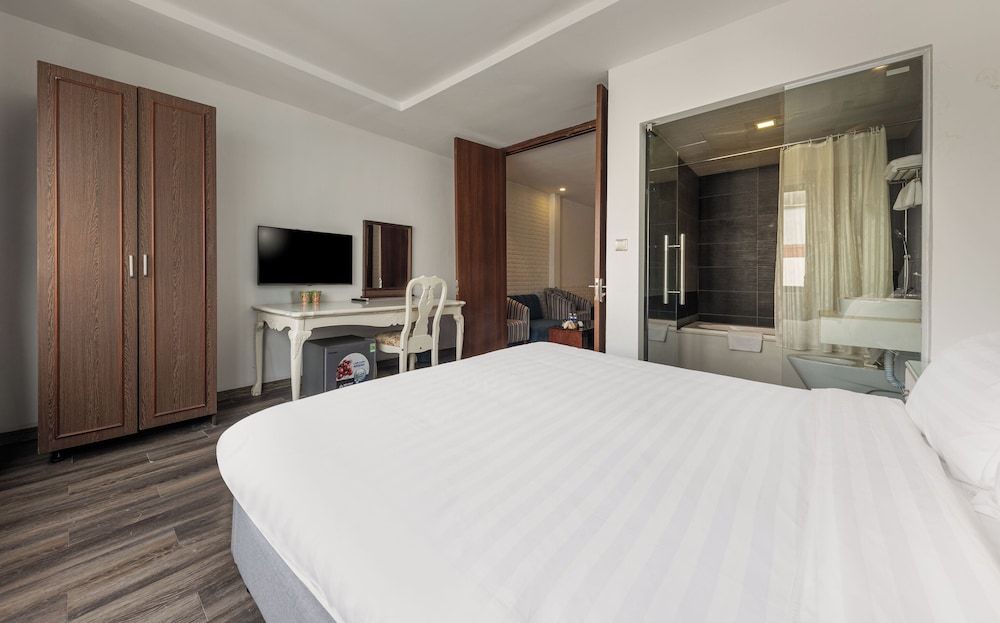 undefined Collection O Le Grand Hanoi hotel – The Tryst 9