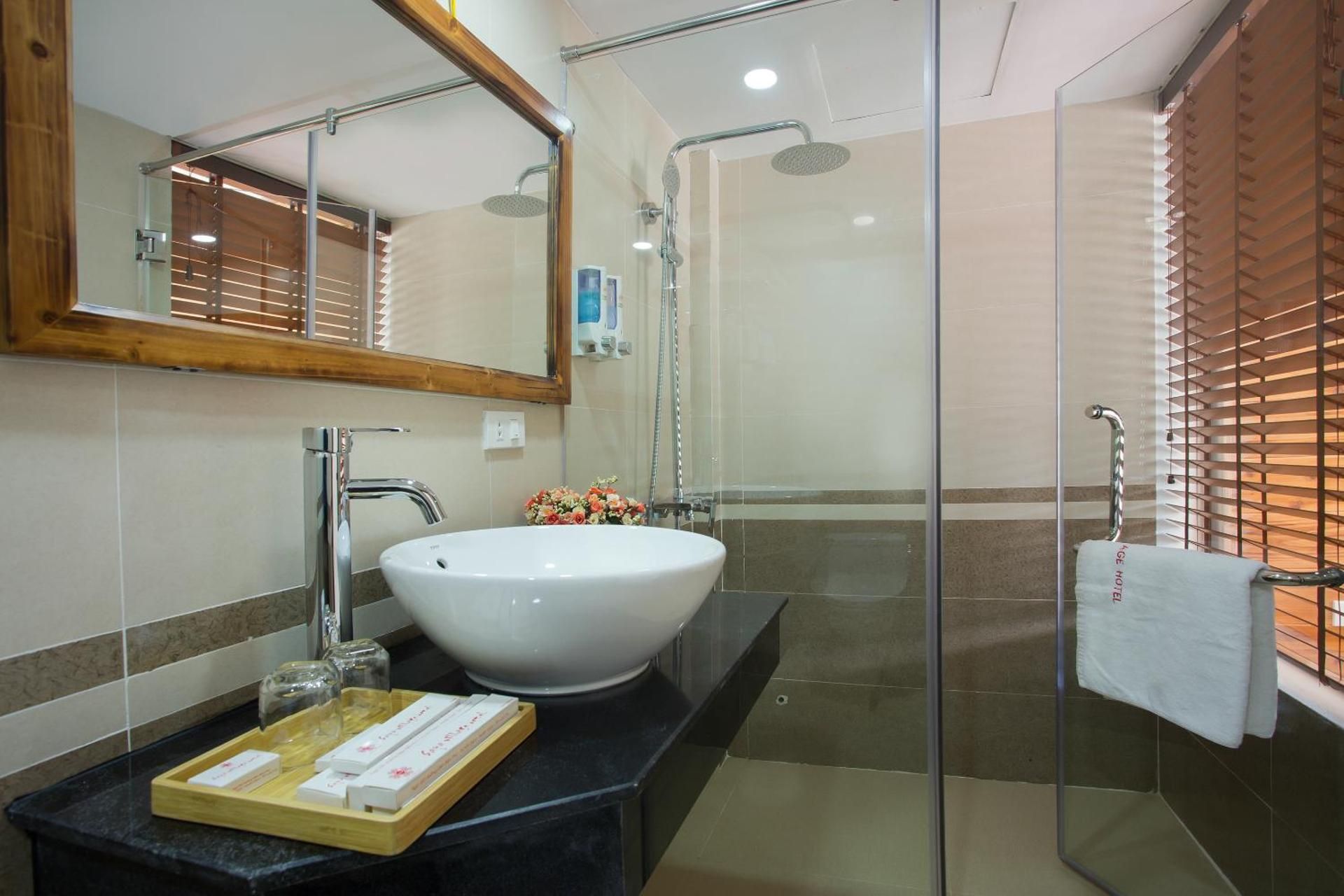 Deluxe Panoramic City View Twin Room
