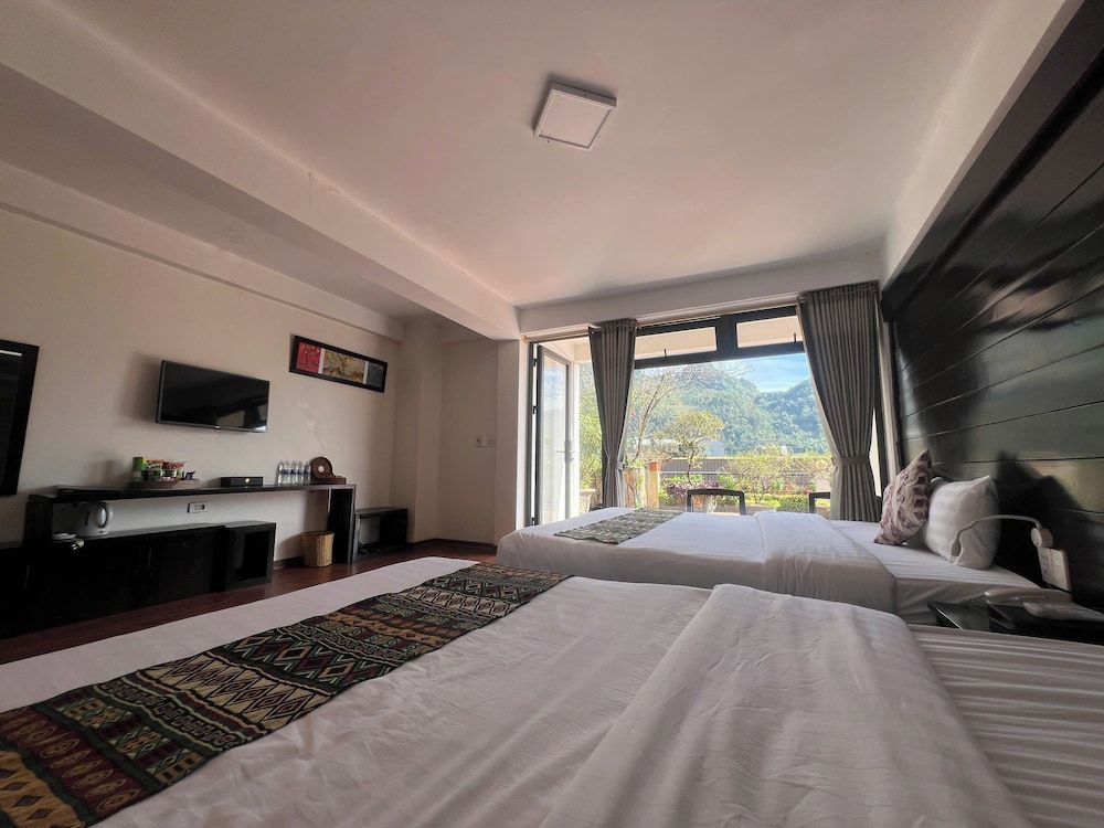 Deluxe Quadruple Room