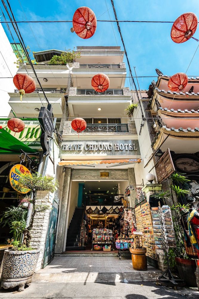 undefined Hanh Chuong Hotel 4