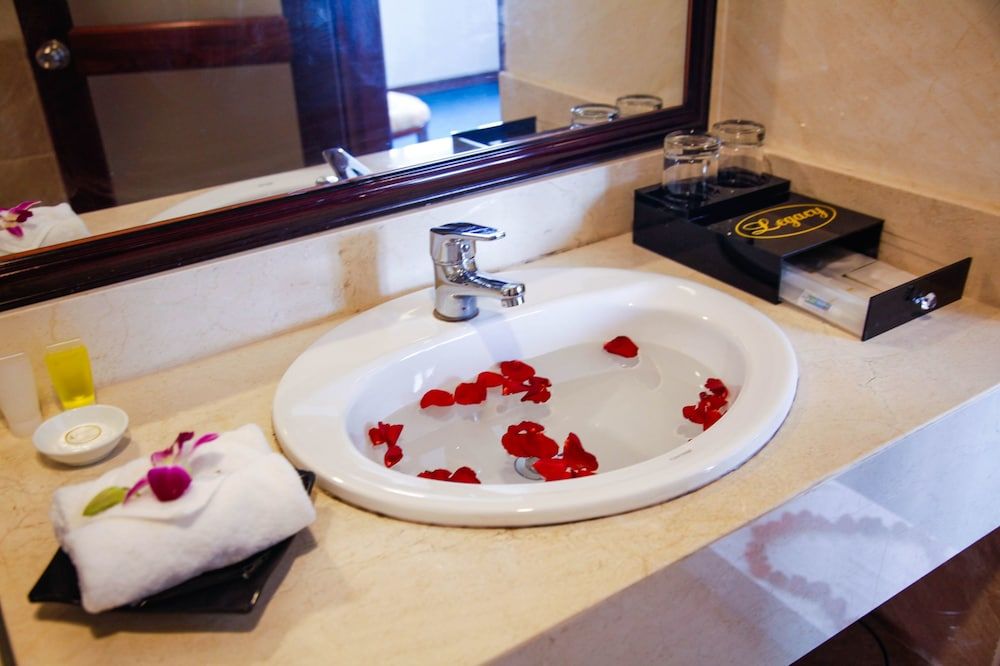 undefined Legacy Hotel 9