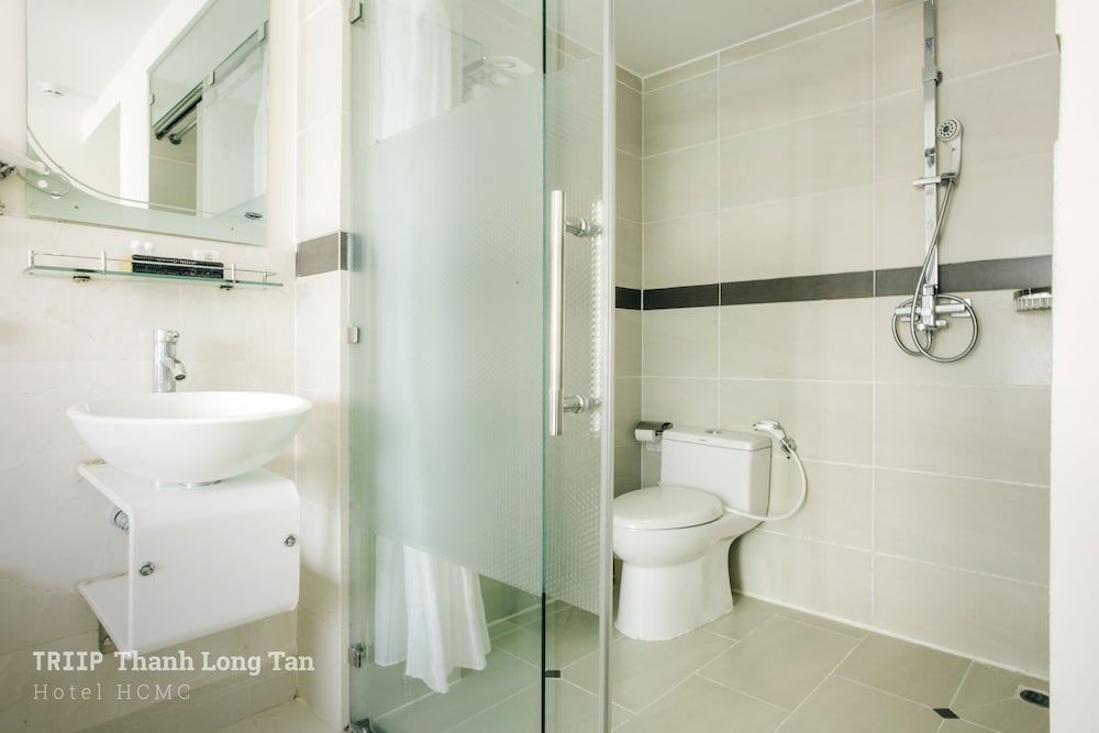 Thanh Long Tan Hotel Deluxe Double Room 5