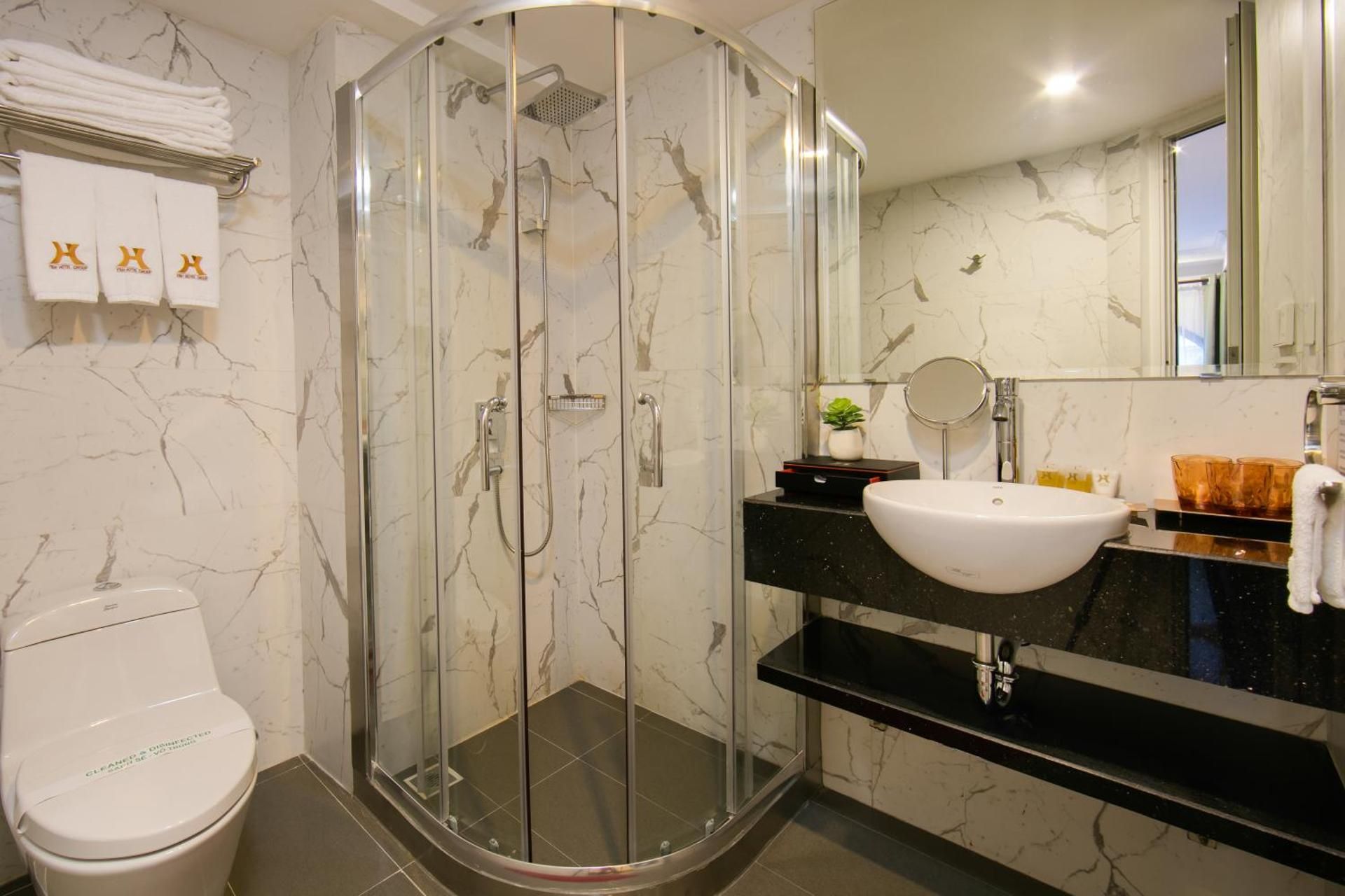 undefined Hanoi Allure Hotel 5