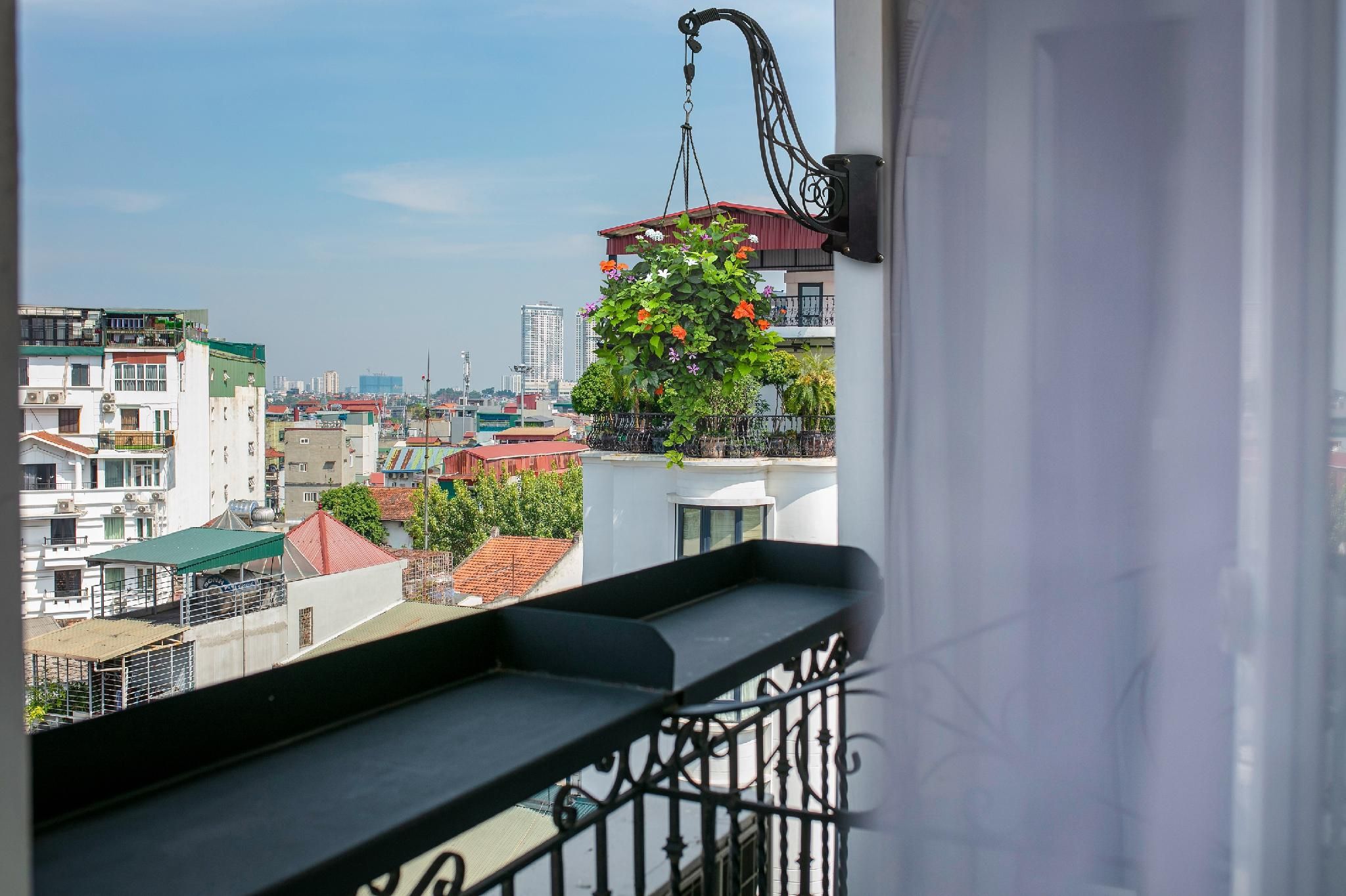 undefined Hanoi Allure Hotel 4