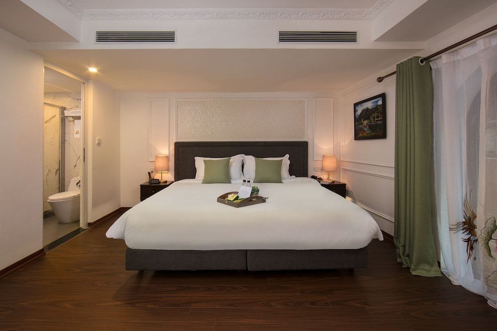 Hanoi Allure Hotel Superior 2