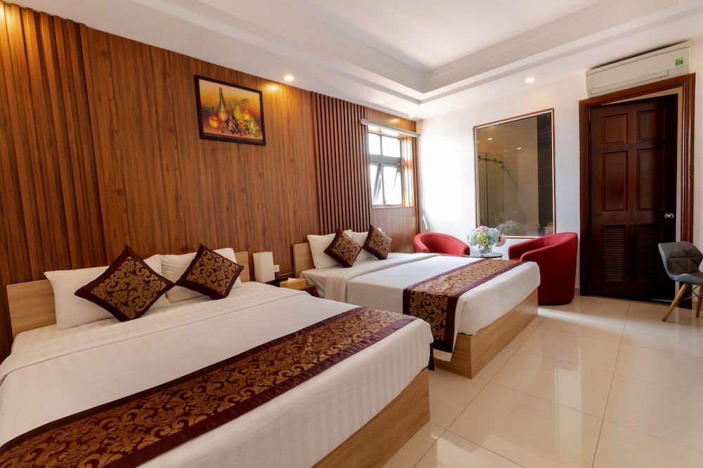 undefined Airport Saigon Hotel 3