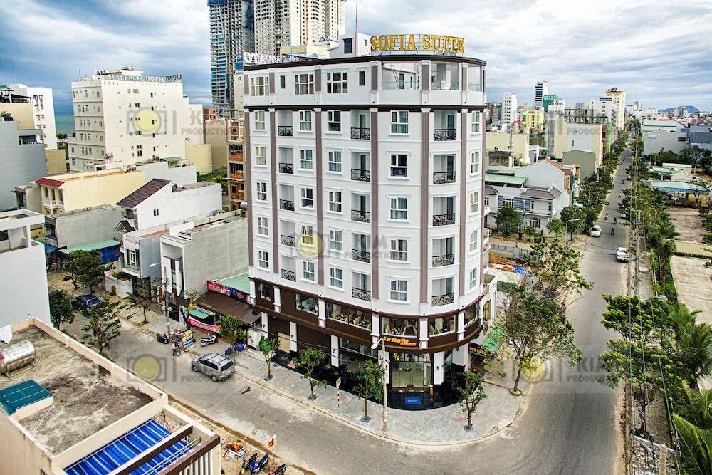 undefined Sofia Suite Hotel Danang 6