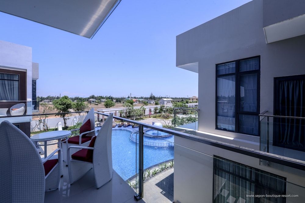 Sepon Boutique Resort Deluxe Room, Lakeside 3