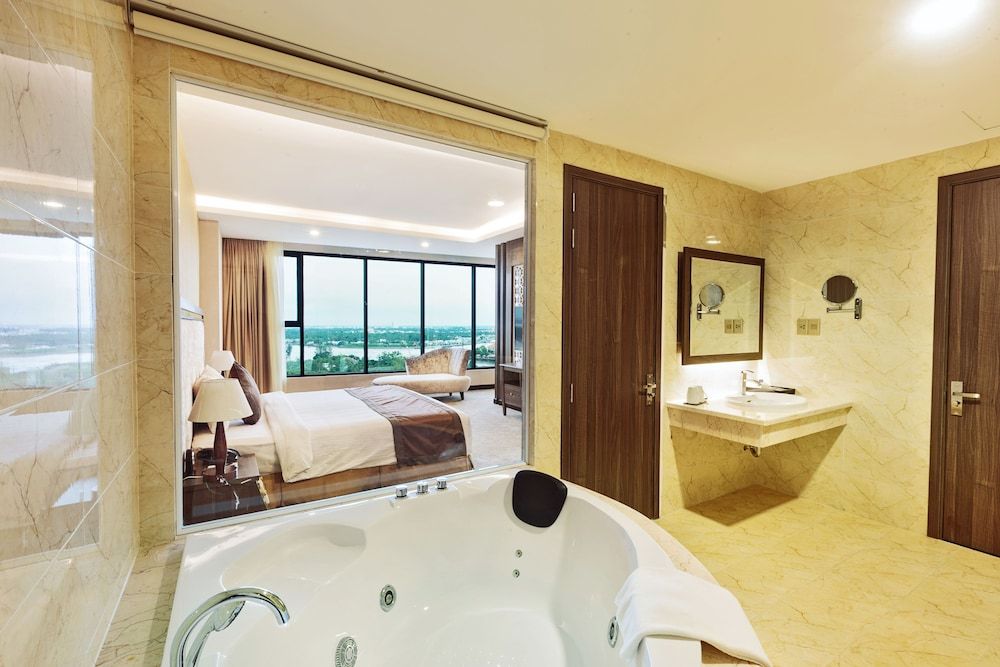 undefined Muong Thanh Luxury Can Tho Hotel 7