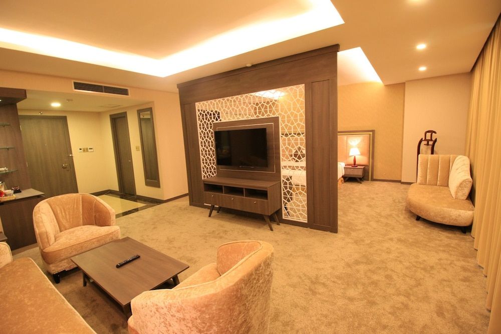 undefined Muong Thanh Luxury Can Tho Hotel 8