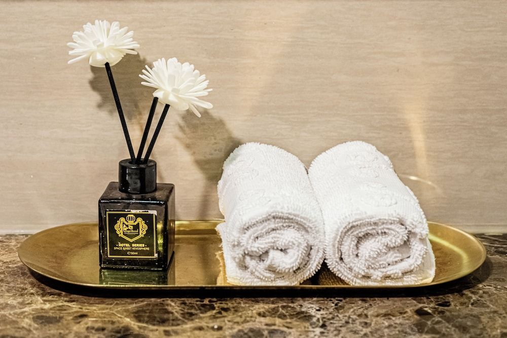 Ciao SaiGon Hotel & Spa Deluxe Double with Window 8