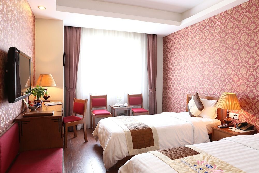 First Eden Hotel Connecting Room 5