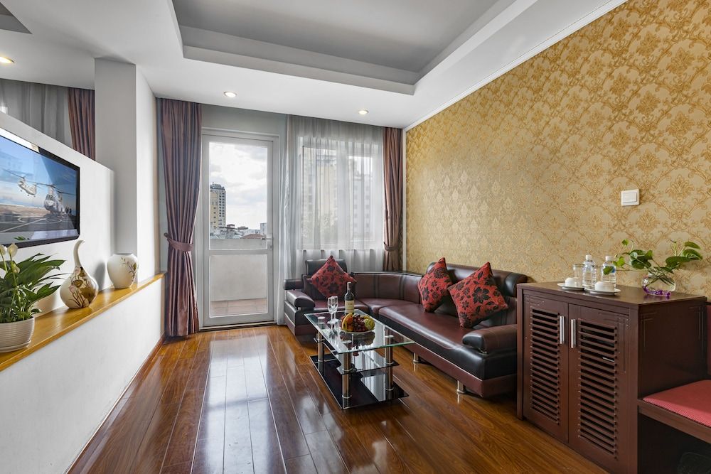 First Eden Hotel Suite 10