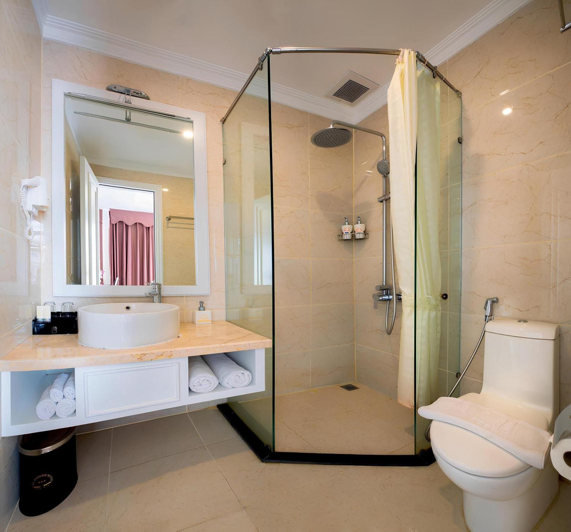 Superior Twin City View