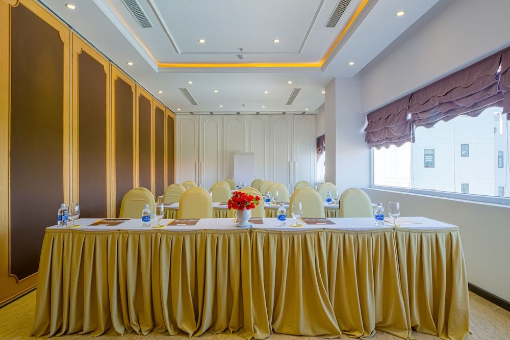 undefined Sea Phoenix Hotel Da Nang 10