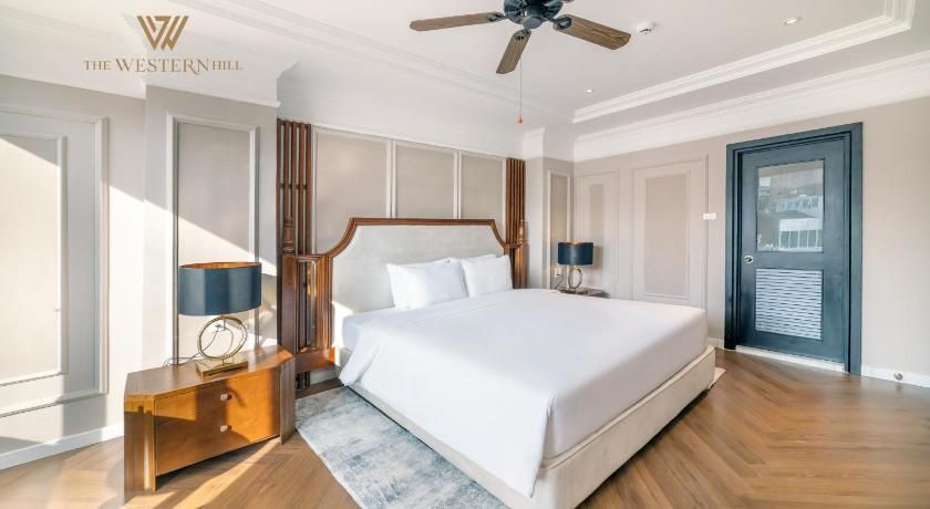 undefined The Western Hill Hotel 9